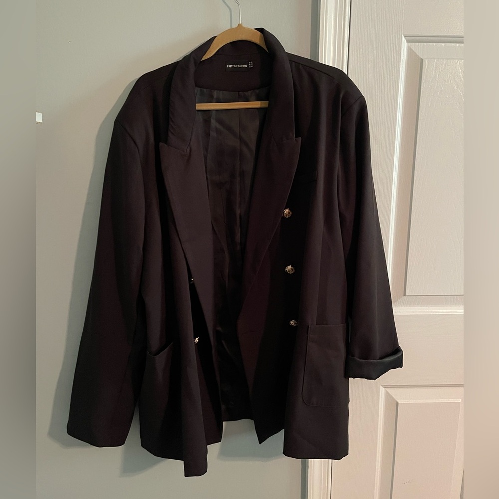 PrettyLittleThing Black Blazer with Gold Buttons